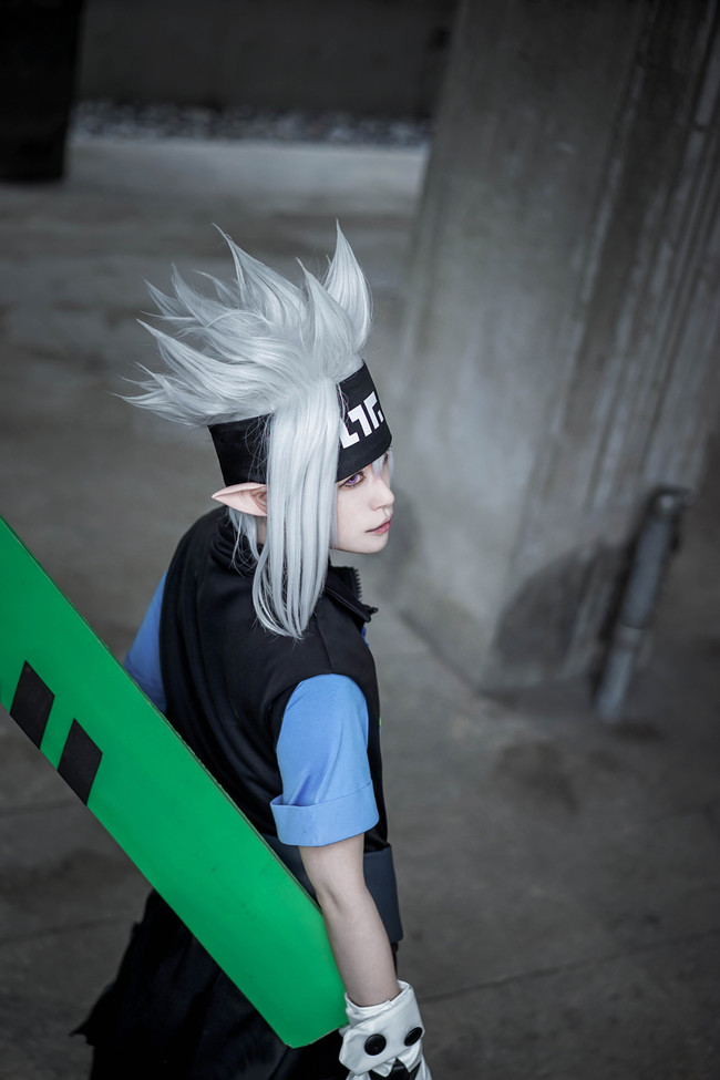 法国总统马克龙标准像公布于众 褒贬不一:2026世界杯,世界杯买球网站,世界杯投注,世界杯外围买球,世界杯竞猜(图4) 2026世界杯,世界杯买球网站,世界杯投注,世界杯外围买球,世界杯竞猜